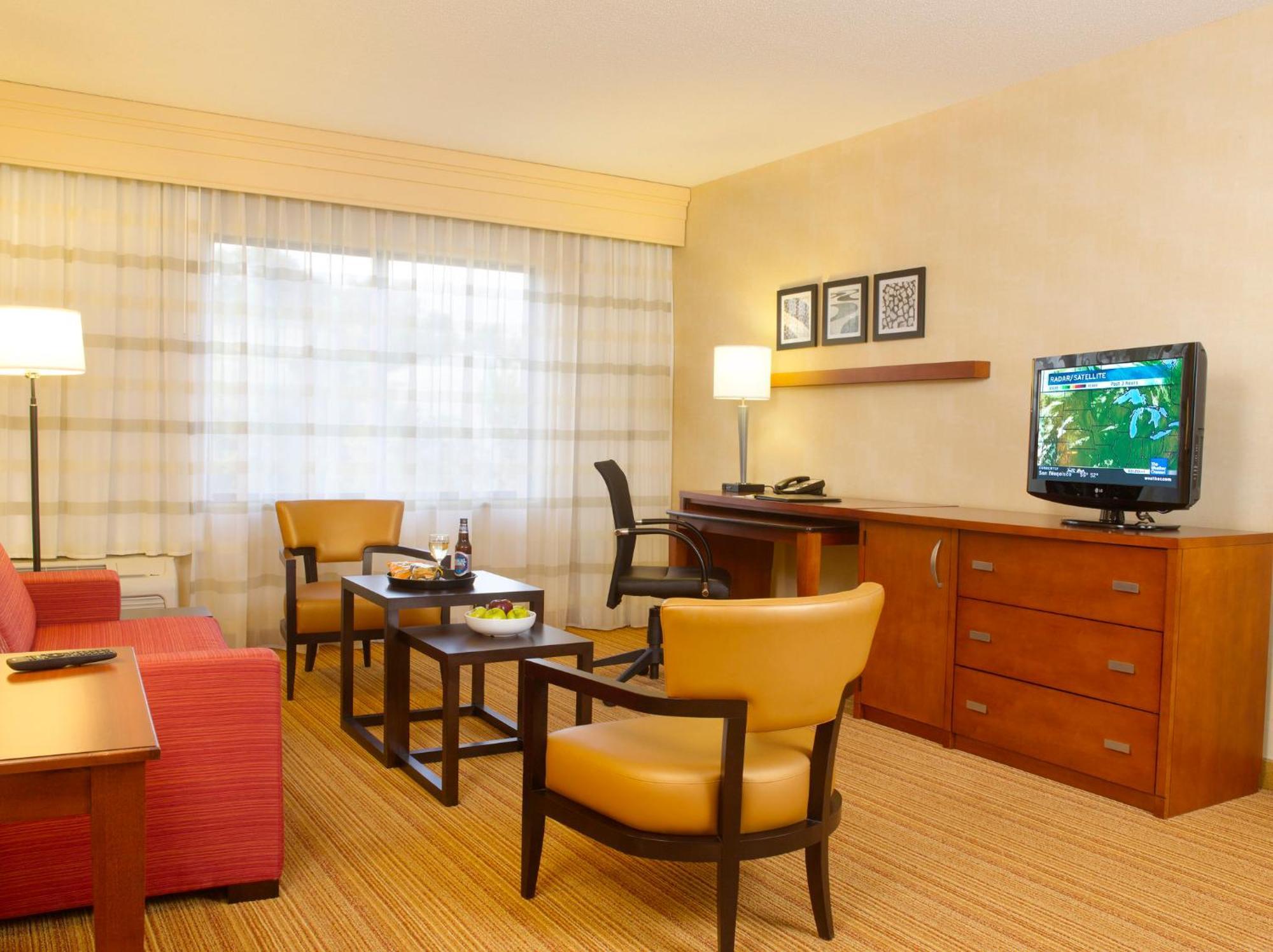 Hotel Courtyard Philadelphia/Langhorne Extérieur photo