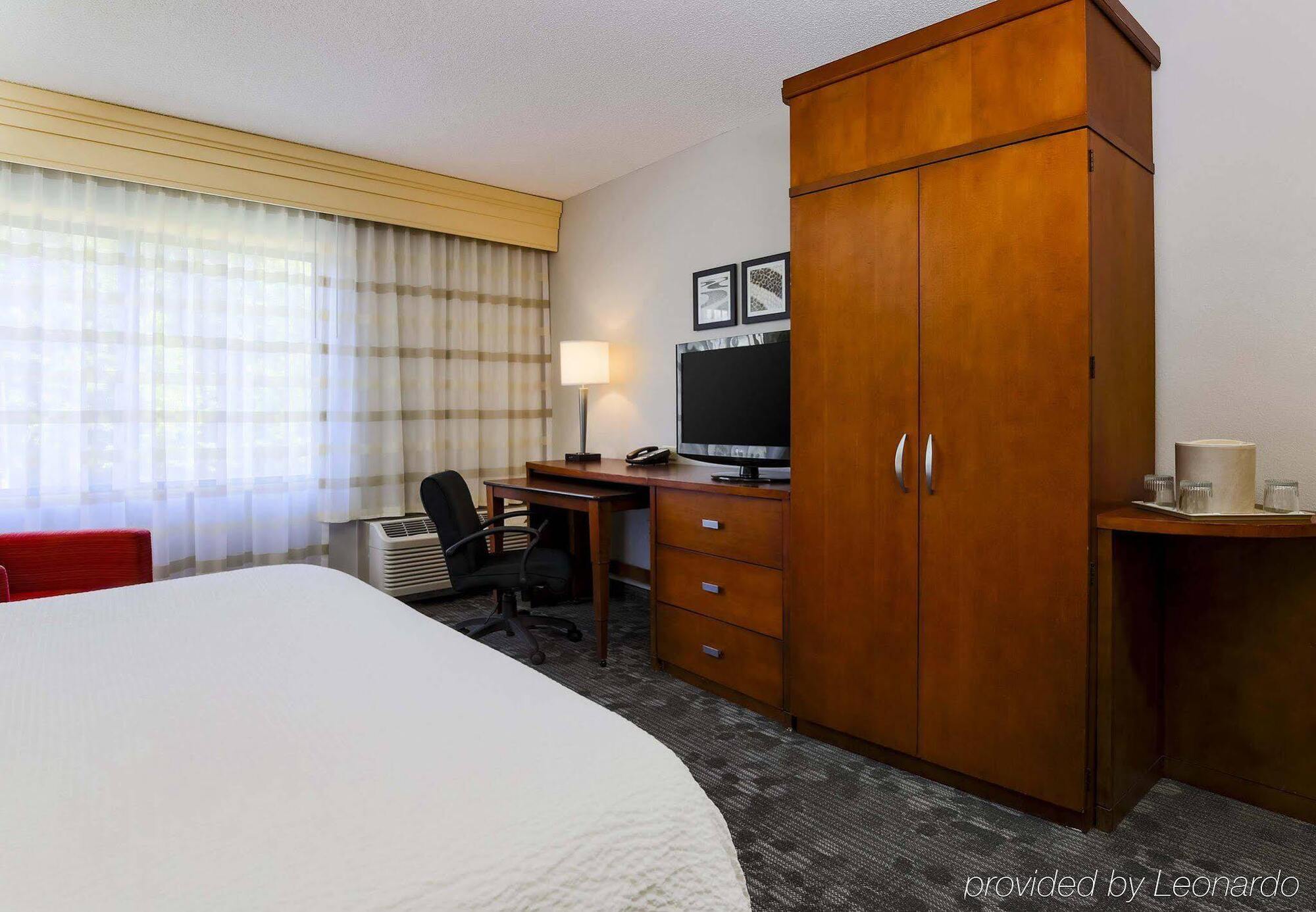 Hotel Courtyard Philadelphia/Langhorne Extérieur photo